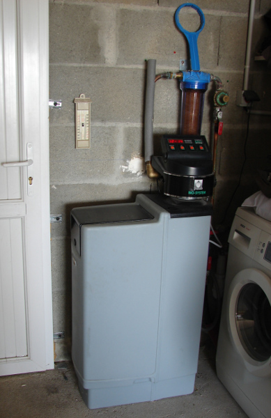 Installation d’un adoucisseur marque PERMO à BALLAN MIRE Installation d’un adoucisseur marque PERMO à BALLAN MIRE